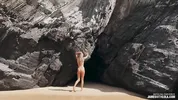 She made me cum in less than a min at the public beach