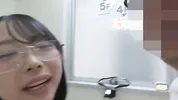 Rushed to the office of a beautiful office lady with glasses ... (2) Call to the common hallway during lunch break and give a, anal licking, and!
