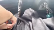 I give the finger to the taxi driver on a busy road in Colombia