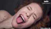 She Can't Stop Cumming ´´