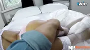 COLUMBIAN TEEN CAN´T GET ENOUGH - She Squirts And Shouts While Cumming Her Brains Out