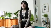 Sneaky sex with my sister's hot tatted BFF - Awlivv