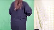 وقتی آیلین در اتاقِ تست لباس از خودِ فروشنده کمک میگیره/ Persian girl trying clothes