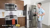 BRAZZERS - Slutty Payton Preslee Cheats On Her Boring Boyfriend With His Sexy Older Brother