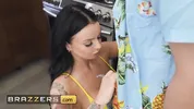 BRAZZERS - Slutty Payton Preslee Cheats On Her Boring Boyfriend With His Sexy Older Brother