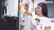 OPERACION LIMPIEZA - Vick Valencia Cleans The House Before The Cock - MAMACITAZ