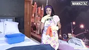 OPERACION LIMPIEZA - Vick Valencia Cleans The House Before The Cock - MAMACITAZ