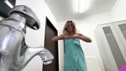 Blonde British Babe Dick Down In A Locker Room - Bonnie Blue