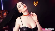Busty Babe Violet Voss Gets A Great Fuck After Flaunting Her Body