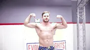 Luna Legend vs Nathan Bronson - Nathan Looks to Stay Undefeated