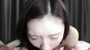 A blowjob to clean up the dick that has just been creampied!