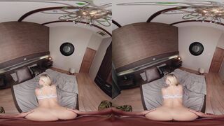 SexBabesVR - Public BJ to Bedroom Creampie with Candee Licious in 8K VR Porn!