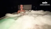 Sex in the jacuzzi!