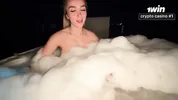 Sex in the jacuzzi!