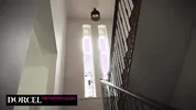 Under the spell of the real estate expert