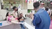 Public Cowgirl on a Picnic Table... Crowd Pulls Out Their Phones