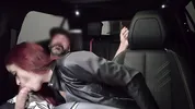 Motorista de APP safada dirige com peitos de fora!