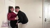 Creampie Cheating Mature MILF Wife as she Takes a Call from her Husband