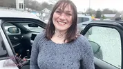 Creampie Cheating Mature MILF Wife as she Takes a Call from her Husband