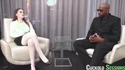 CuckoldSessions - Hot Babe Fucks Her Guest In Front Of Her BF On Sex Positive Show