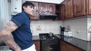 surrender hits when delivery girl breaks the rules
