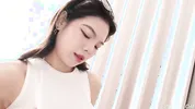 Rough sex with an Asian Lady looks like K-POP Star