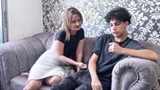 Madrastra de culo grande enseña a follar a su hijastro y este cumple su fantasía soñada.