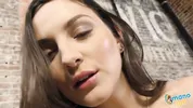 Pepper XO Teases And Drains A Big Load Onto Her Face