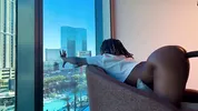 A Vibe And A Creampie In Vegas