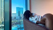 A Vibe And A Creampie In Vegas