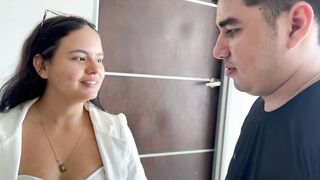 REAL ESTATE AGENT HAS SEX WITH A CLIENT WHILE SHOWING A HOUSE