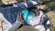 Милая альтушка согласилась развлечься на улице