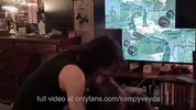 resident evil 5 & chill with my goth girlfriend (vampyveyda)
