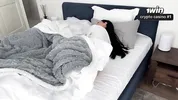 My Best Friend's Hot Mom Without Panties Tricked me to Cum in Her Pussy