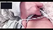 Homemade#1 Japanese babe masturbates and having phone sex with her follower.