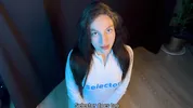 You need to celebrate the housewarming in the right way... Anal sex and juicy