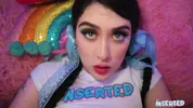 INSERTED Daydream Daisy's uninhibited playtime