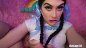 INSERTED Daydream Daisy's uninhibited playtime