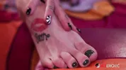 Blonde sex pot Kitt Jones plays with herself