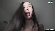 CUMMING HARD - She Couldn´t Stop Twitching ´´
