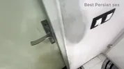 Step sister help me بهم کمک کرد تا دستشویی کنم . منم کردمش