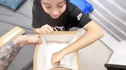 Mi hermanastra me pide regalo e cumpleaños y le doy una dua folada