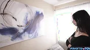 Snobby art critic Asteria Jade fucks client