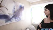 Snobby art critic Asteria Jade fucks client