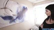 Snobby art critic Asteria Jade fucks client