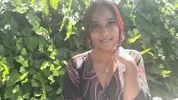 4’9 desi girl MiaZ gets fucked and creampie on first date