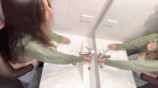 Sex in the bathroom at a party
