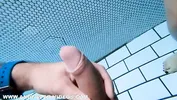 Underwater sex with an ebony girl in a swimming pool