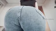 babe with big ass loves anal