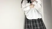 ノーブラノーパンで学校に…乳首勃起してしまって発情オナニー 18+歳日本人 素人